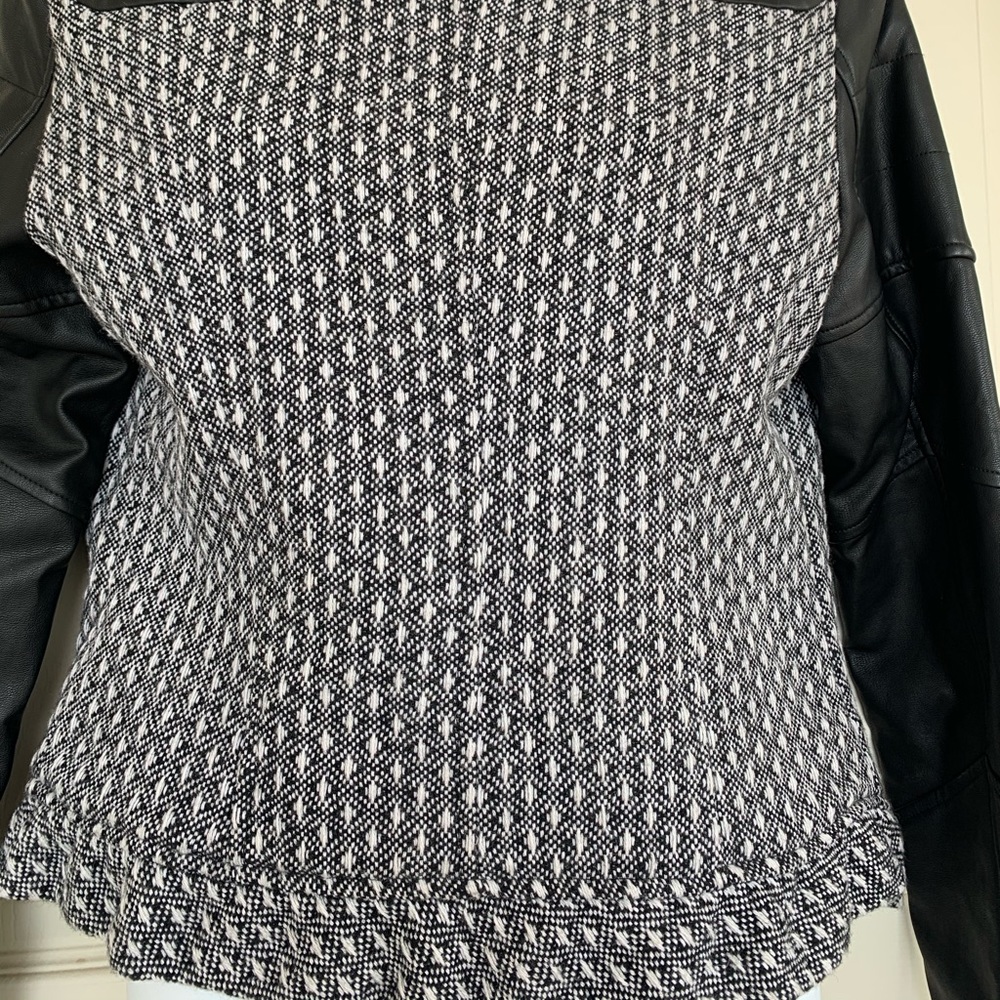 Guess jacket - Picture 7 of 7